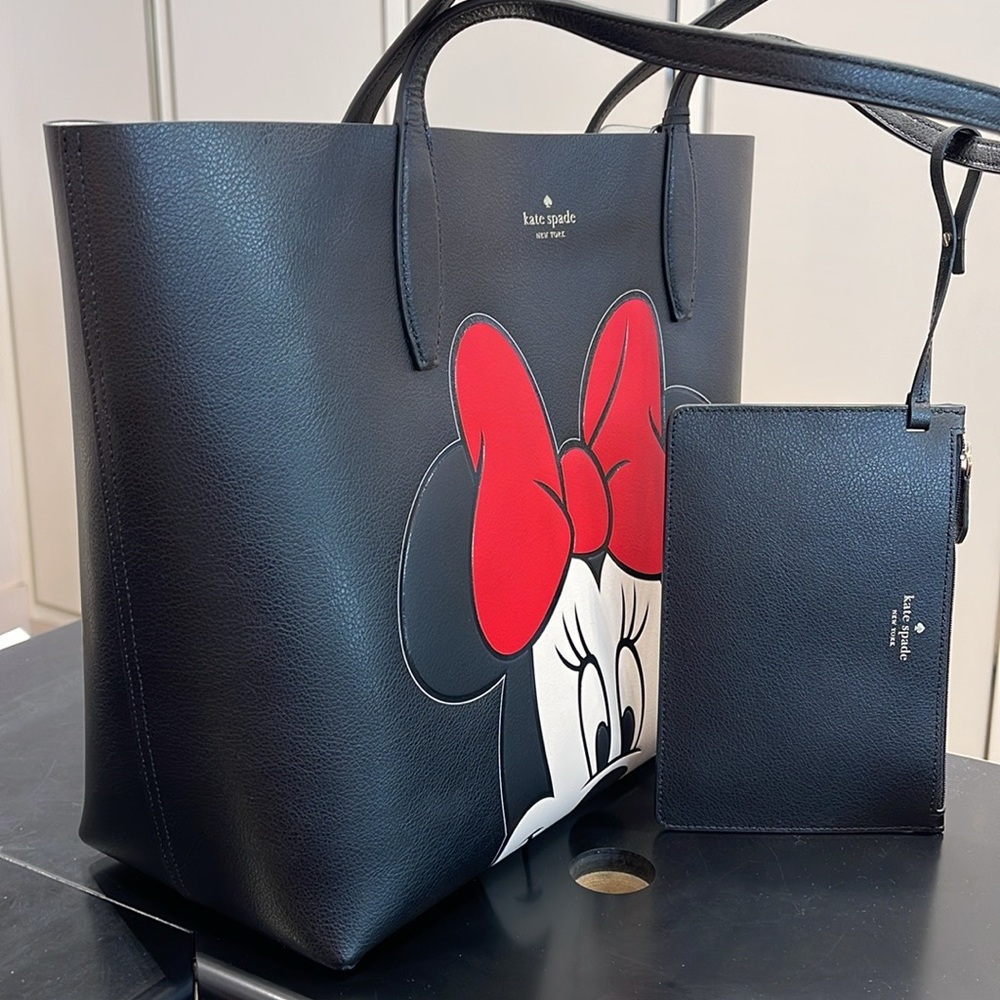 Disney X Kate Spade New York Reversible Minnie Large Tote
NWT 
Authentic - Picture 6 of 16